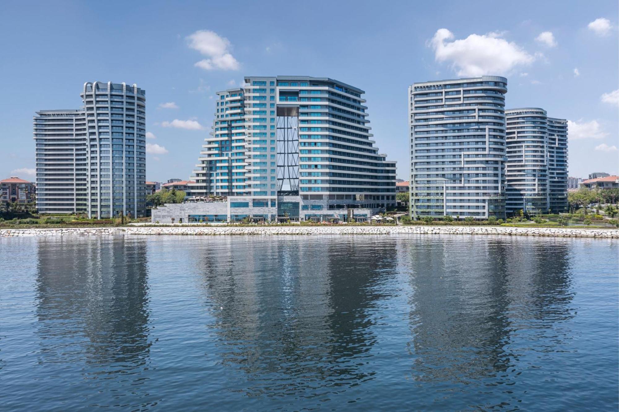 Jw Marriott Hotel Istanbul Marmara Sea Экстерьер фото Residential complex in Port of Varna East