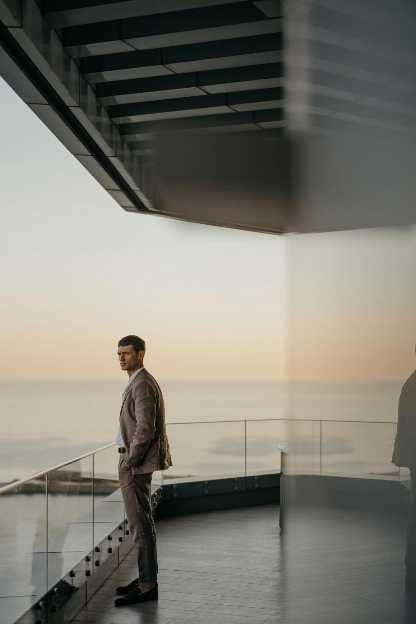 Jw Marriott Hotel Istanbul Marmara Sea Экстерьер фото The 2019 winner, Alexander McQueen